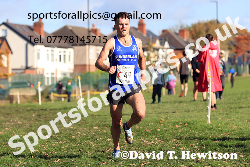 Senior men, 2024 Northern Cross Country Relays, Graves Park, Sheffield.   Photo: David T. Hewitson/Sports for All Pics